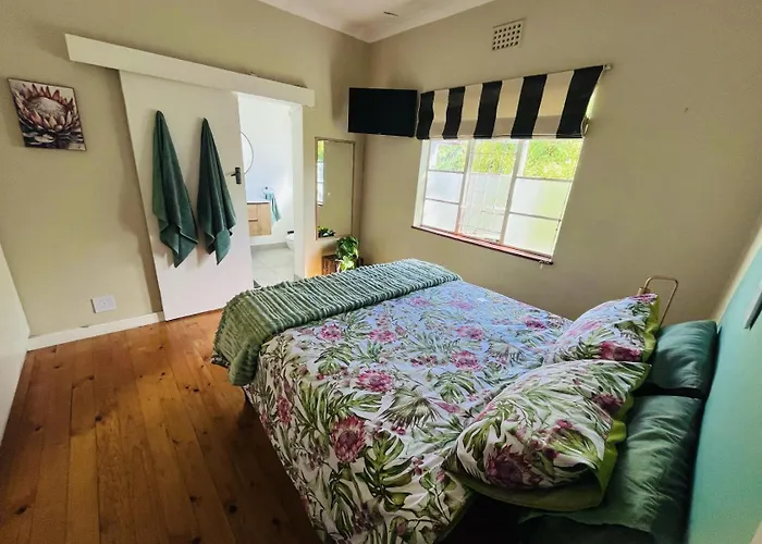 Rondebosch Cottage